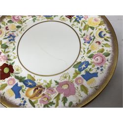 Hammersley Queen Anne pattern, part tea and dinnerwares, to include six dinner plates, five side plates, six soup bowls, teapot, covered sucrier, six teacups and saucers, etc together with six matched dessert plates (40)