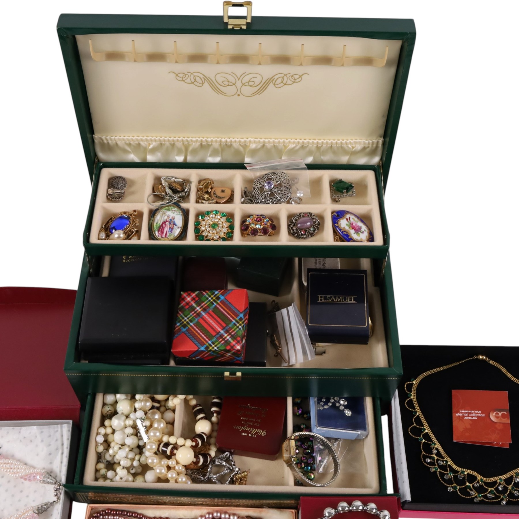 9ct gold t-bar and clip, 9ct gold and silver stone set ring, silver jewellery including brooches, necklaces and ring and a collection of costume jewellery