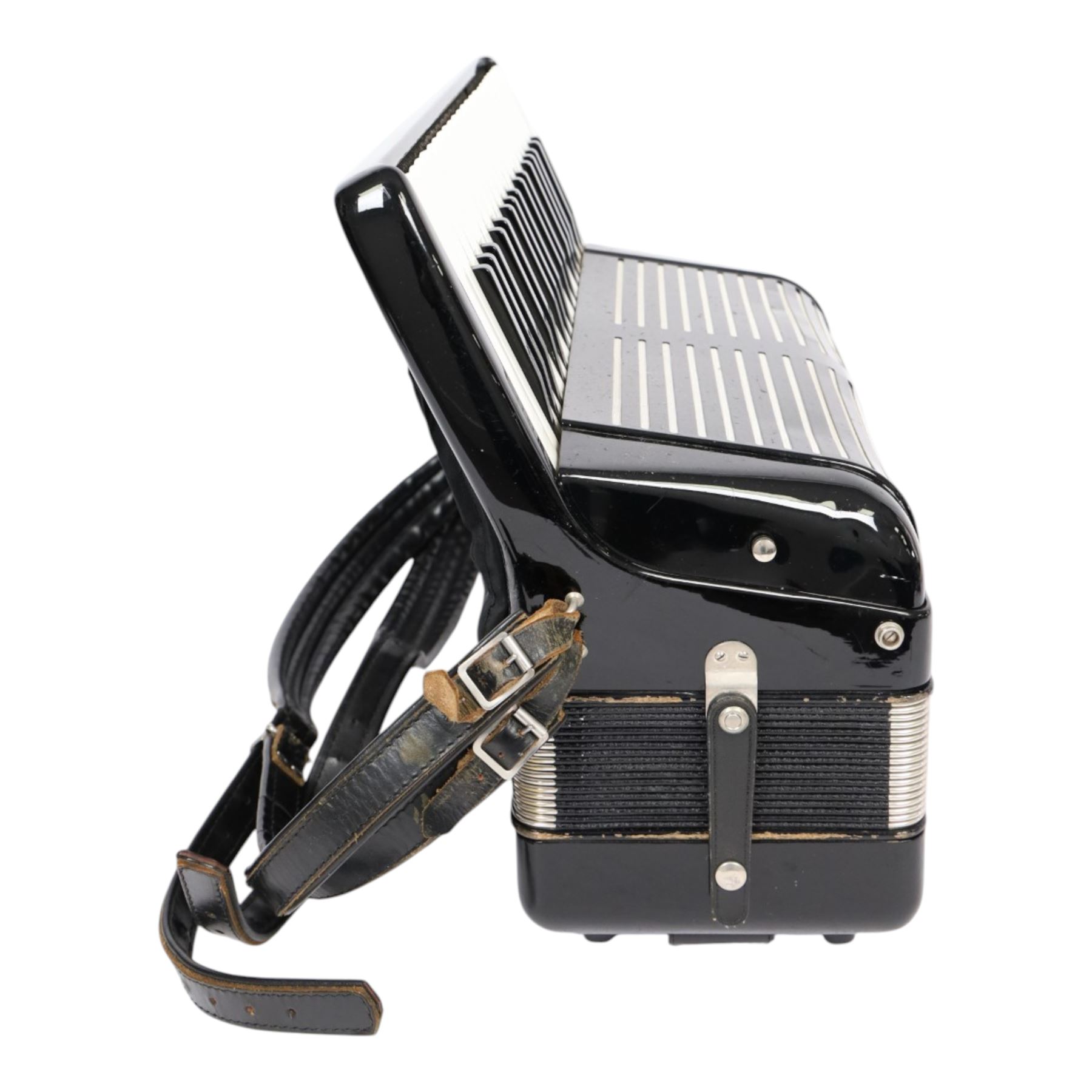 Hohner Bariton 371 basso piano accordion, with 37 keys, in black gloss finish, with carry stap and hard case