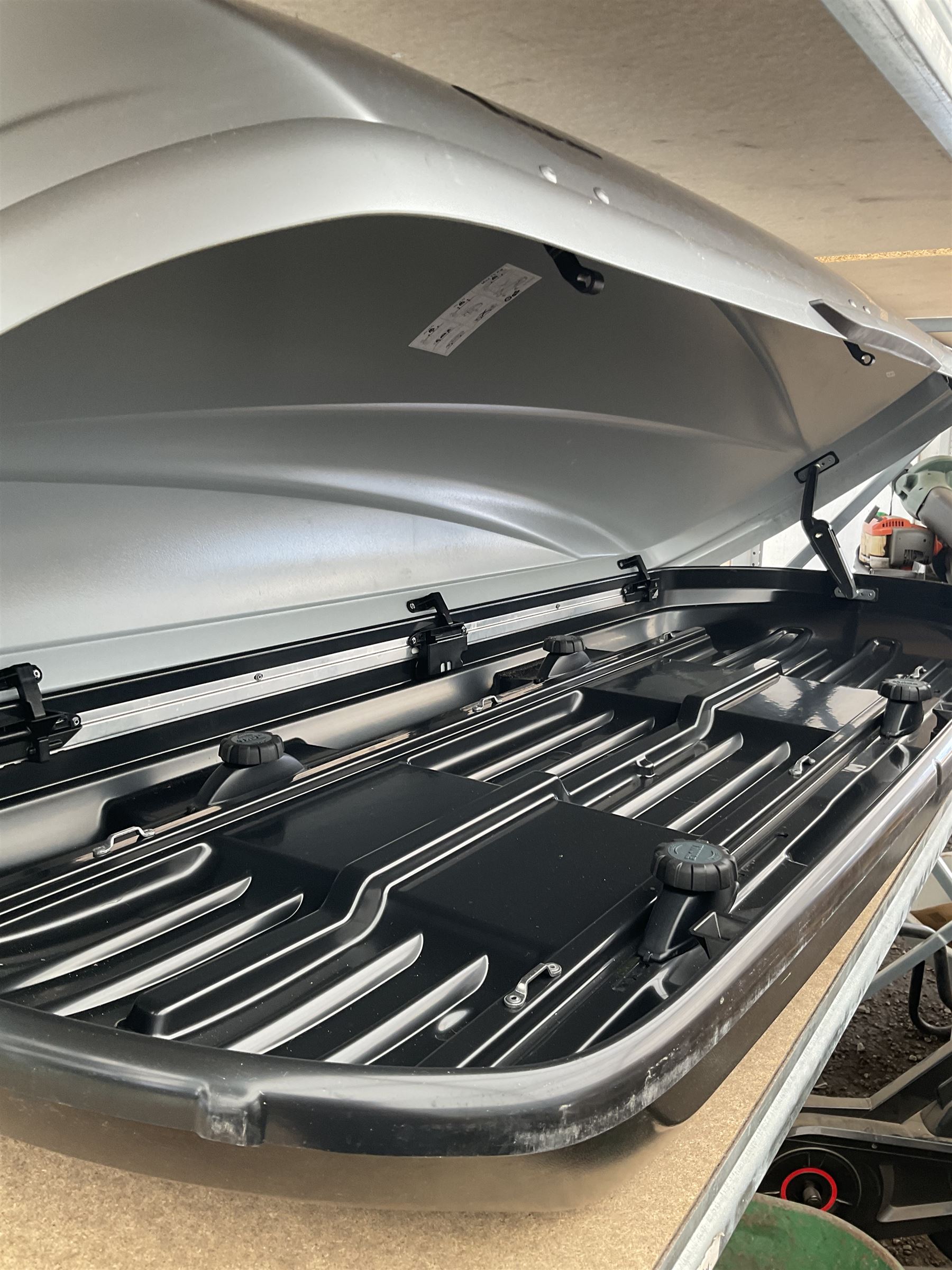 Thule car top box with keys - THIS LOT IS TO BE COLLECTED BY APPOINTMENT FROM DUGGLEBY STORAGE, GREAT HILL, EASTFIELD, SCARBOROUGH, YO11 3TX