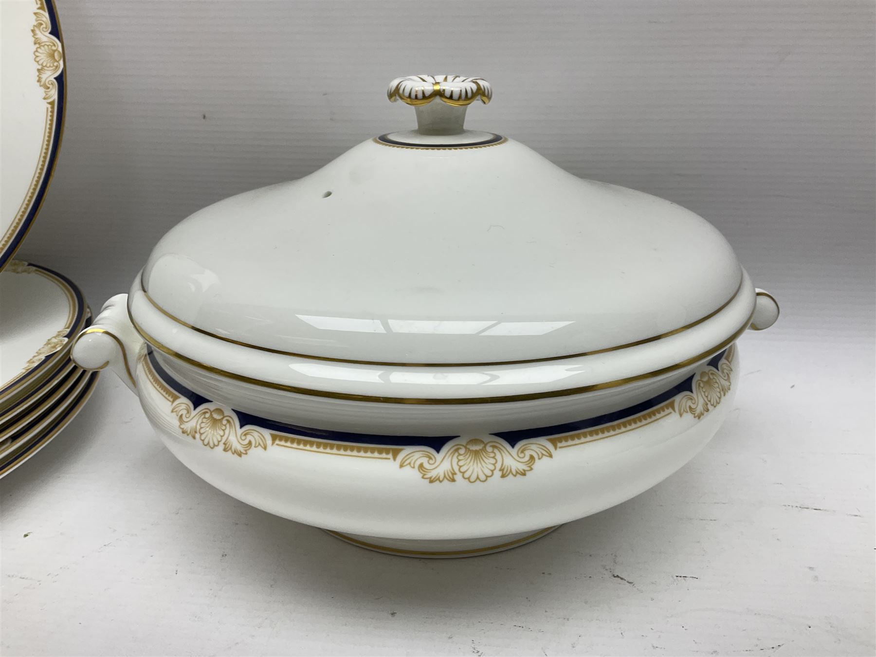 Wedgwood Cavendish pattern dinner service for twelve, comprising dinner plates, side plates, bowls, soup bowls, two tureens, saucer boat and sauce, together with matching part coffee service (82) 