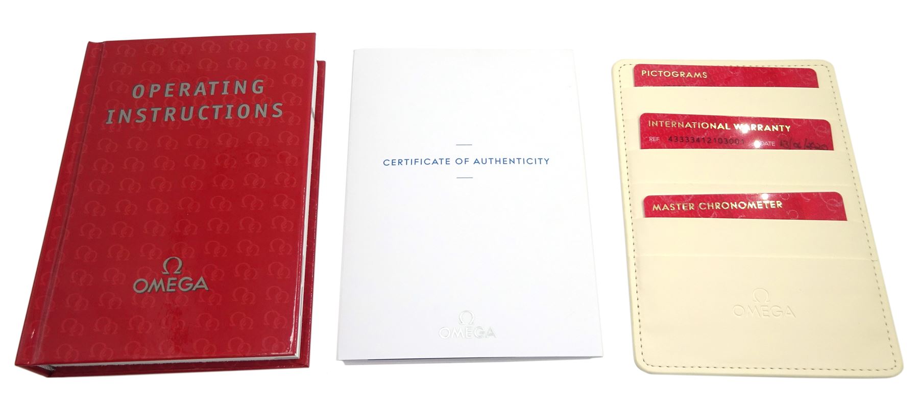 Omega De Ville Hour Vision gentleman's stainless steel automatic wristwatch, Cal. 8900, Ref. 433.33.41.21.03.001, serial No. 87712187, blue dial with date aperture, on original blue leather strap and stainless steel foldover clasp, boxed with papers and warranty card dated 2020