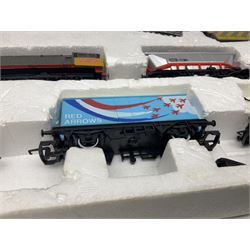 Hornby '00' gauge - Midnight Freight electric train set with Class 58 diesel Co-Co locomotive No.58001, eight wagons, goods shed, track, car loading ramp and power controller etc; boxed with paperwork; together with an additional wagon, figures and platform fencing