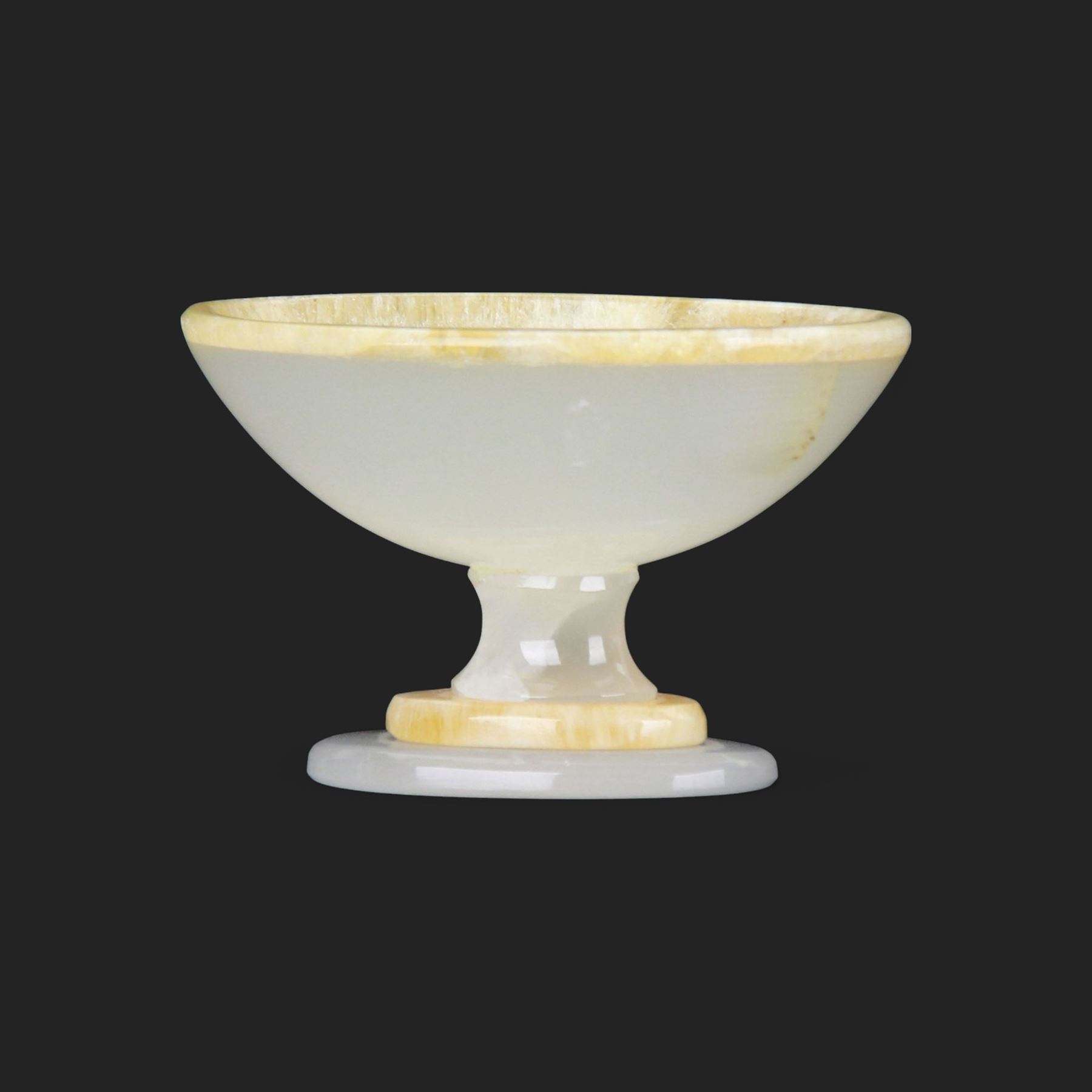 Agate open salt, of navette form, upon a stepped oval pedestal foot, H5cm