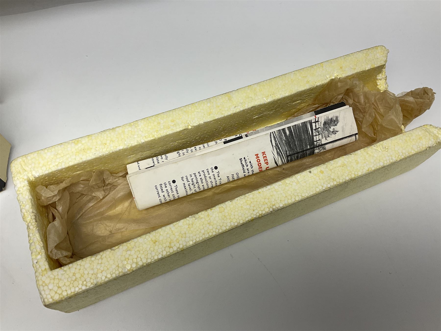 Trix Twin Railways - Warship Type 4 Diesel Hydraulic B-B locomotive 'Vanguard' No.D801; another similar incomplete locomotive; both boxed; and an LMS 4-wheel tender (3)