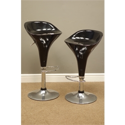 Pair swivel adjustable chrome bar stools