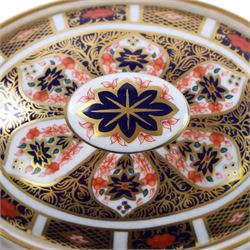 Royal Crown Derby Old Imari 1128 pattern teapot, sugar bowl and milk jug, teapot H20cm