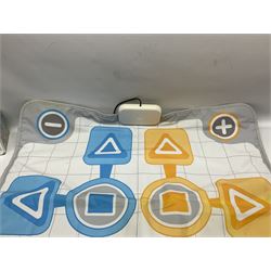 Nintendo Wii console, four controllers with cases and four nunchucks, Wii sensor bar, balance board and dance mat. Guitar hero wireless guitar for Wii and Redoctane wired guitar. Nintendo DS lite handheld gaming console, console and game cases and Guitar Hero Redoctane Guitar Grip. Selection of Nintendo Wii and Nintendo DS lite games to include Super Mario Galaxy, Guitar Hero, Wii Fit, Legend of Zelda games etc. Archos AV400 Series pocket video recorder with accessories, cradle and remote, in three boxes