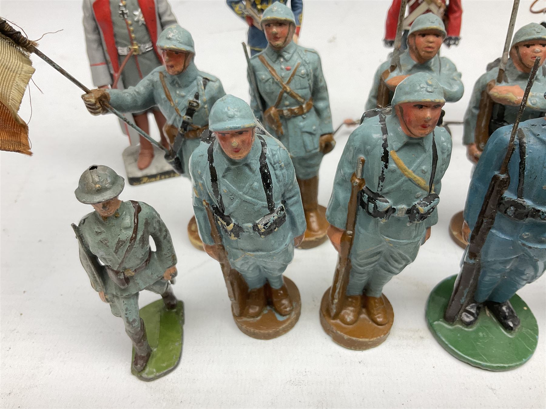 Ten various composition figures of French soldiers, possibly by Elastolin, H9cm; and eight lead figures of French soldiers; together with five modern metal figures of soldiers (23)