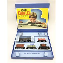 Hornby Dublo - three-rail EDG17 Tank Goods Train set with BR black 0-6-2 Tank locomotive No.69567, three items of rolling stock and brake van, lacking track, boxed with oil bottle.