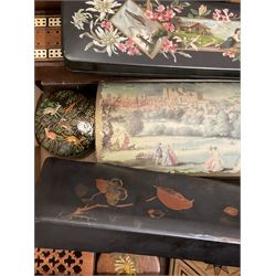 Quantity of Vintage and later boxes of various size and form, to include papier mache example, and Oriental lacquered example, etc., in one box 