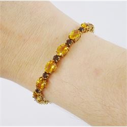 9ct gold citrine and smokey quartz link bracelet, hallmarked