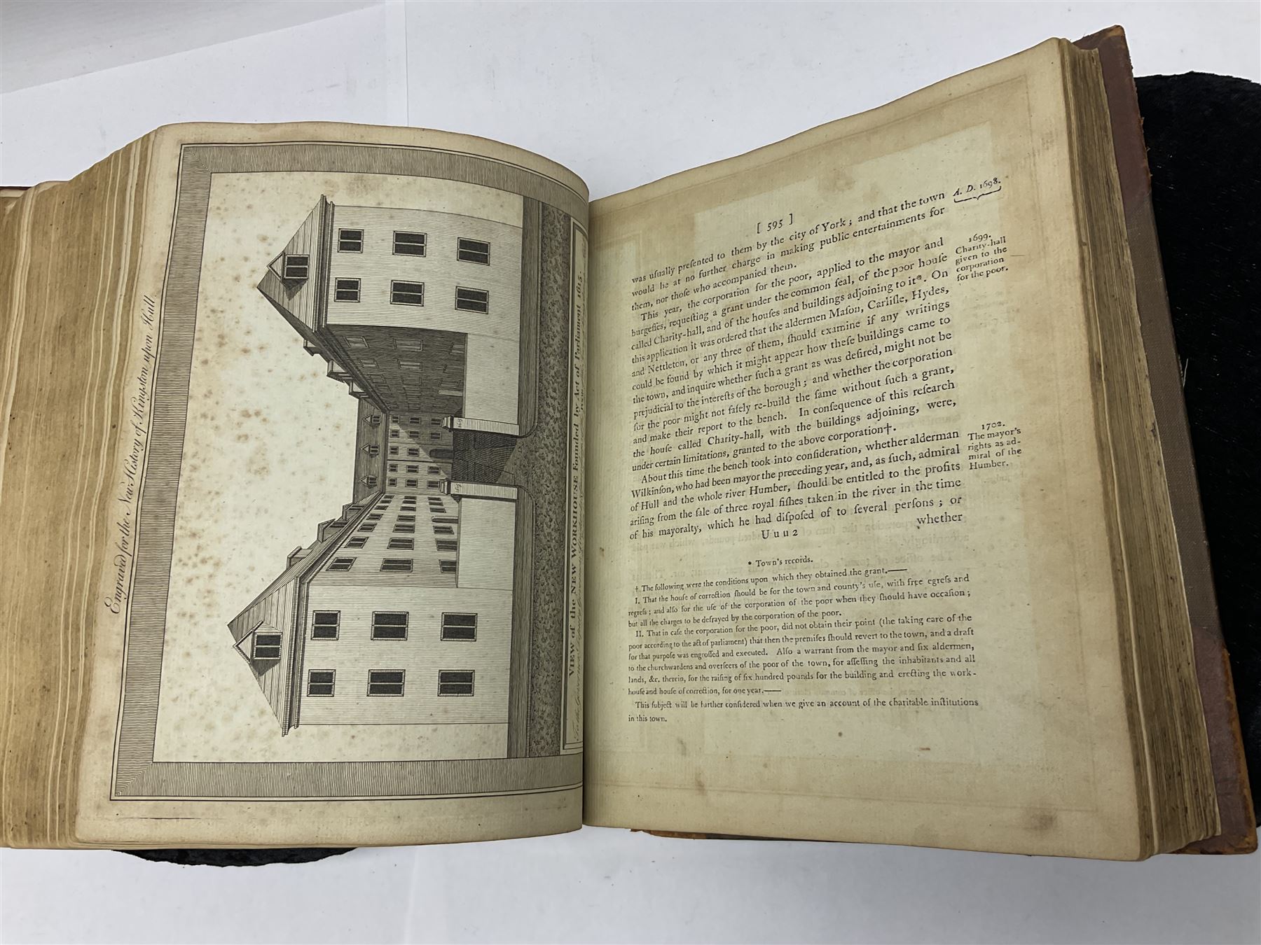 Tickell Rev. John: History of the Town and County of Kingston-upon-Hull From its Foundation in the Reign of Edward the First to the present Time [...], Hull Thomas Lee & Co 1798, folding frontispiece and other engraved plates
