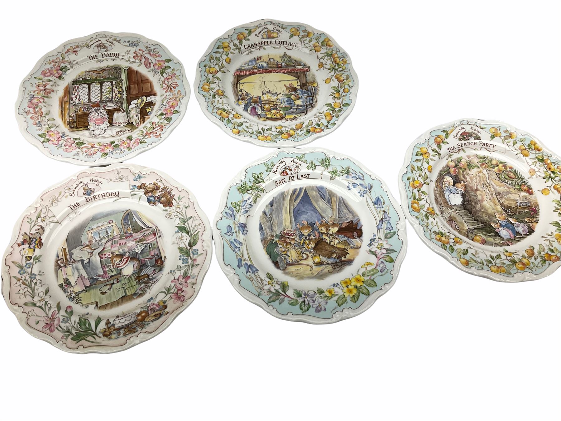 Eighteen Royal Doulton Brambly Hedge decorative plates | Antiques 