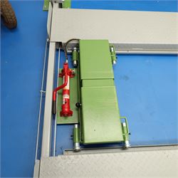 Bonar Series four post parking lift, model SA4T36, electrically operated with control box and hydraulic power unit, rated capacity 3,600 kg, three-phase power