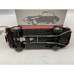 Paragon limited edition 1:18 scale die-cast model of a 1967 Daimler V8-250, No.799/3000, boxed with certificate