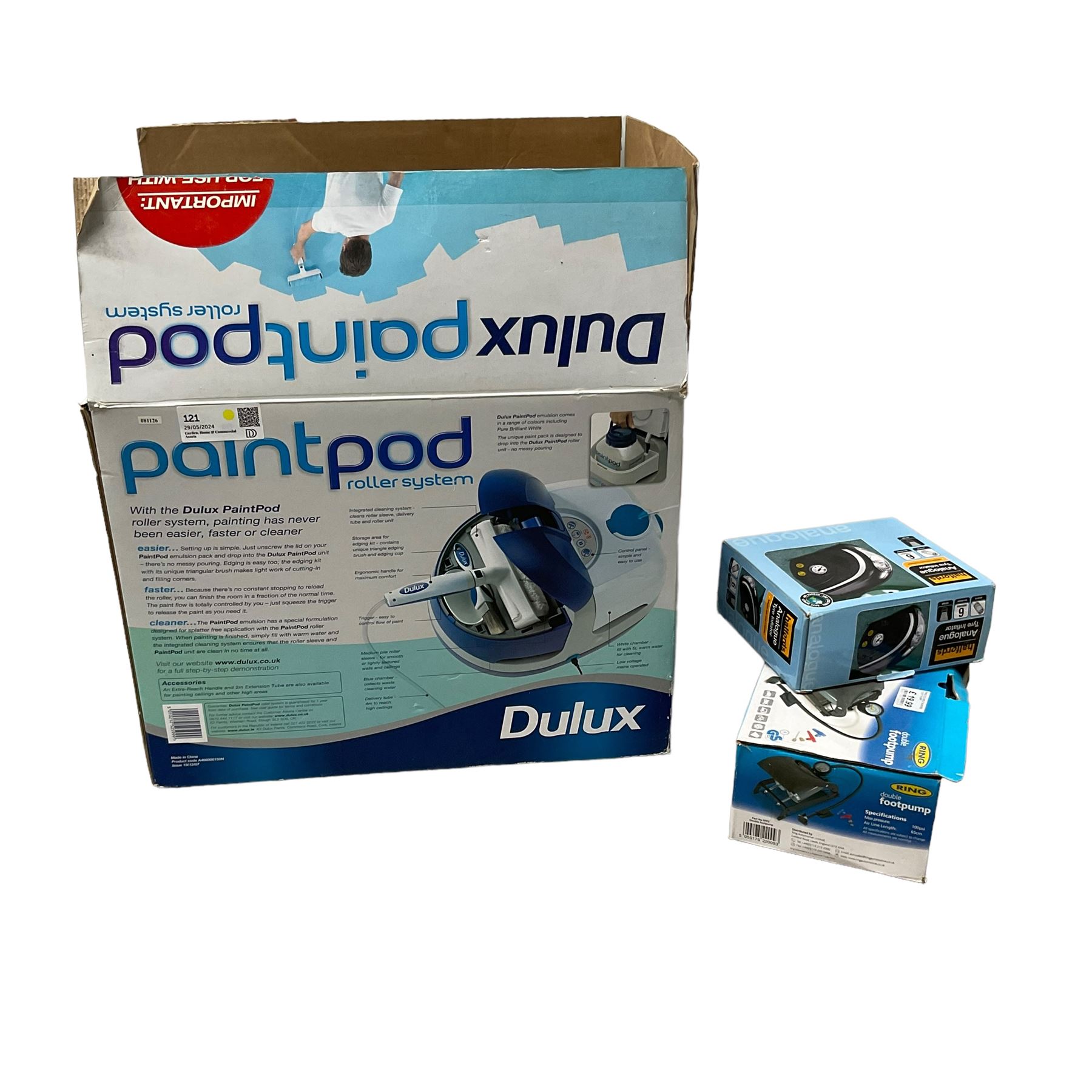 Delux paint pod together with two pumps - THIS LOT IS TO BE COLLECTED BY APPOINTMENT FROM DUGGLEBY STORAGE, GREAT HILL, EASTFIELD, SCARBOROUGH, YO11 3TX