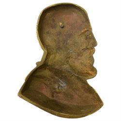 Imperial German oval shaped framed black and white print of Friedrich Kaiser Von Deutschland in military dress, together with gilt wall bust of the kaiser, bust H20cm  
By vendor repute, these items were part of the M. Forman Archive and were exhibited in the Dungeon (Curfew Tower) Windsor castle in the 1980's, the exhibition was opened by Her Majesty Queen Elizabeth II
