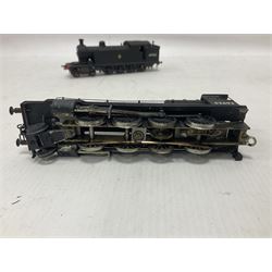 ‘00’ gauge - three kit built steam locomotives comprising Class O4 2-8-0 no.63692 finished in BR black; Class L1 2-6-4T no.67725 finished in BR black; Class T1 4-8-0T no.69922 in BR black (3) 