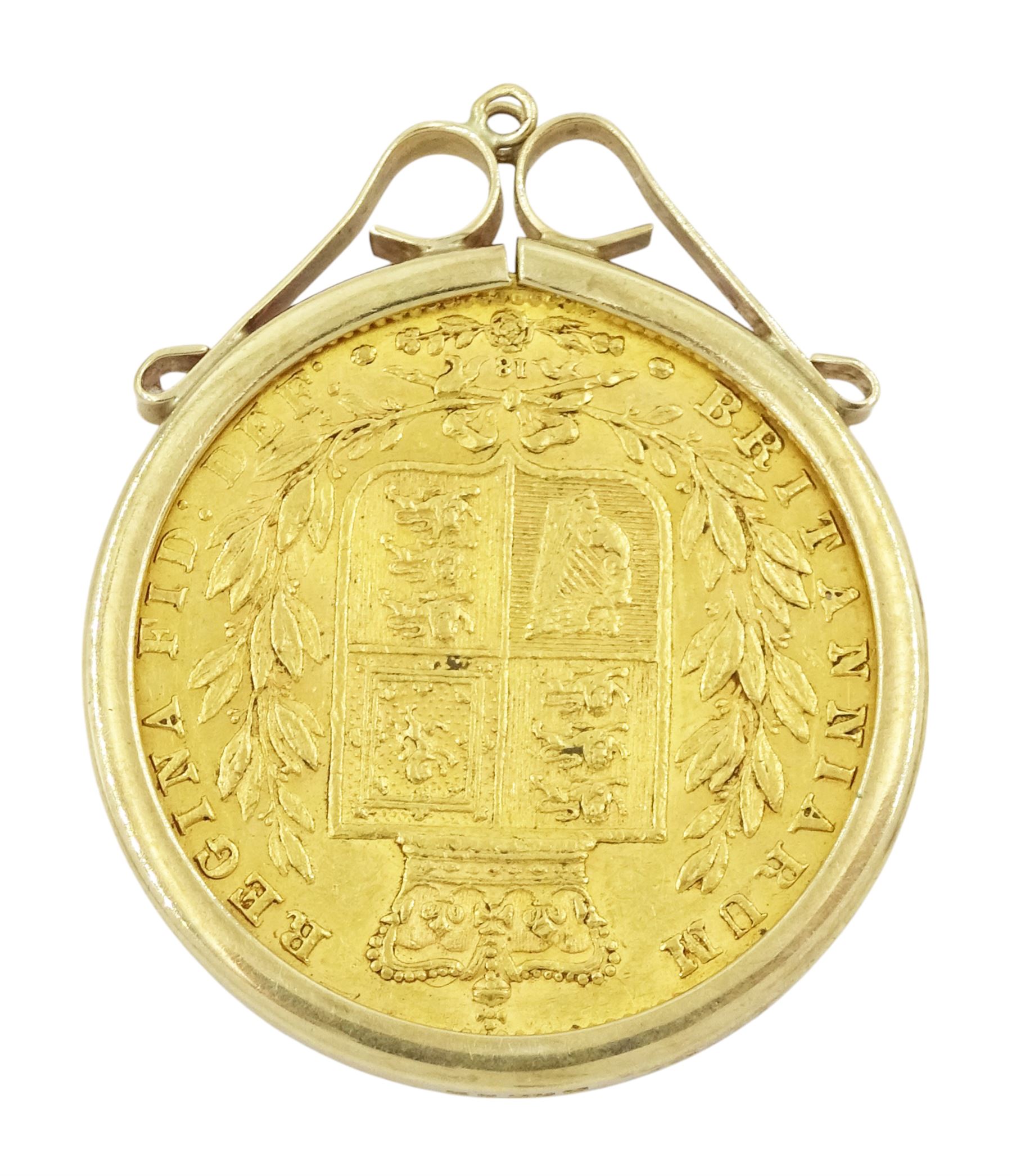 Queen Victoria 1865 gold shield back full sovereign coin, loose mounted in 9ct gold pendant