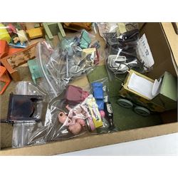 Quantity of various scale 1930s doll's house furniture including wooden grand piano, tables and chairs etc; plastic accessories including Fairy Lite sewing machine, trays, table wares, buckets, high chair etc; metal items including tin-plate doll's pram, terrestrial globe, die-cast typewriter and telephone, companion set and coal scuttle etc
