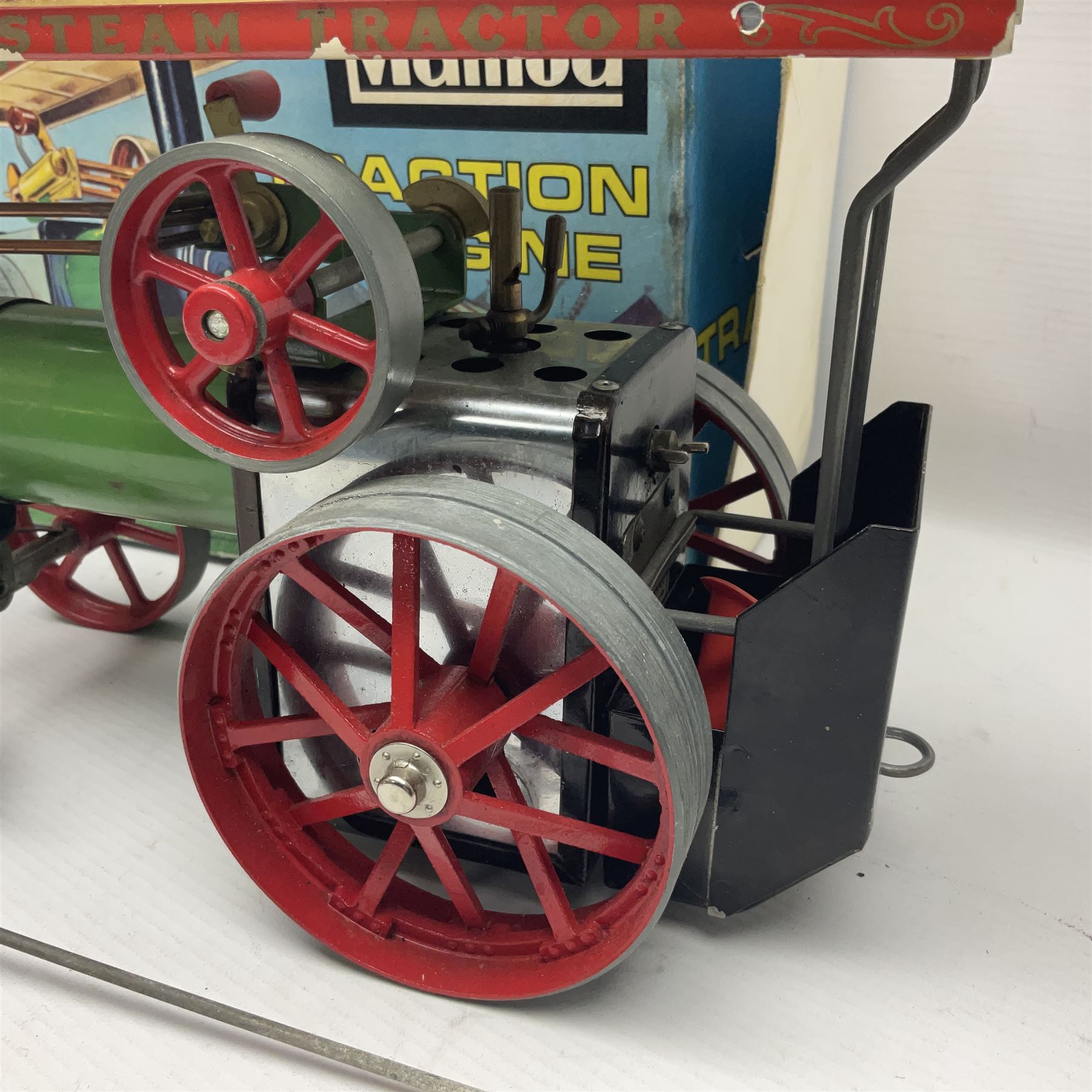 Mamod TE1A live steam traction engine with burner, scuttle and steering rod; boxed