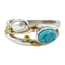 Silver and 14ct gold wire turquoise and pearl ring, stamped 925