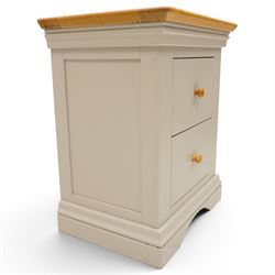 Modern bedroom suite comprising; a dresser, blanket box, bedside table, oak tops over a pale blue with wooden turned knobs

Dresser (H 77cm, D 48cm, W 107cm)
Blanket box (H 51cm, D 48cm W 91cm)
Bedside table (H 64cm, D 39cm, W 54cm)