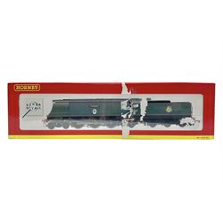 Hornby '00' gauge - Super Detail Battle of Britain Class 4-6-2 locomotive 'Tangmere' No.34067; boxed
