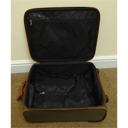  Lonchamp brown Boxford two-wheeled suitcase, unused, H52cm x W37cm   
