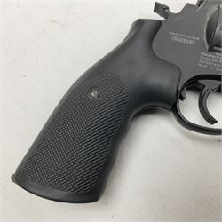 Umarex Smith and Wesson model 586-4 .177 air pistol serial no.S074938959 with circular 10-shot magazine L29cm  NB: AGE RESTRICTIONS APPLY TO THE PURCHASE OF AIR WEAPONS.