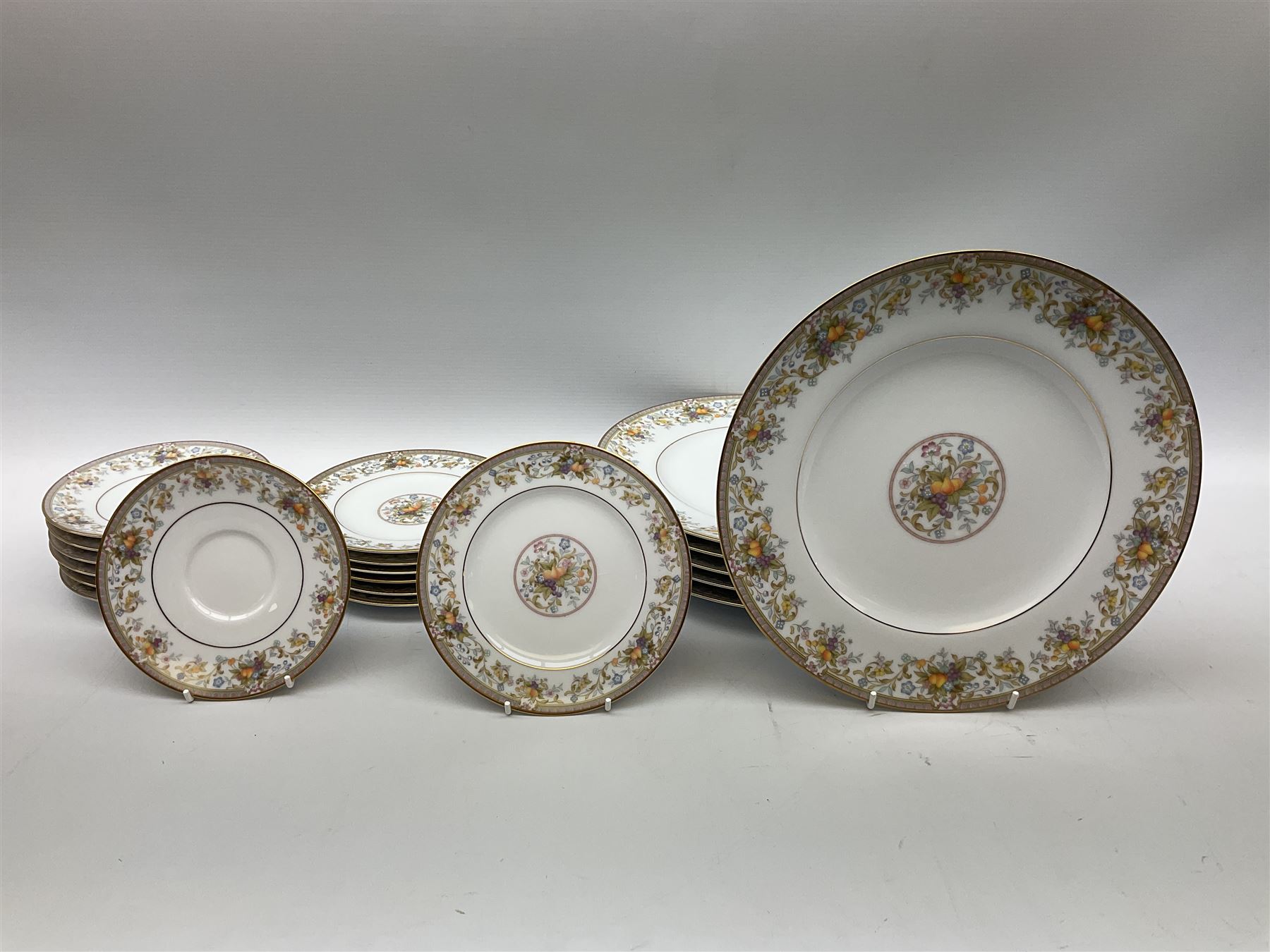 Noritake Ireland tea and dinner wears, comprising of teapot, milk jug, covered sucrier, seven teacups and saucers, seven dessert plates, six dinner plates, seven side plates, five bowls two serving dishes, one lidded tureen and a gravy boat and dish