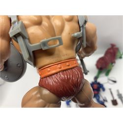 Group of 1980s Masters of the Universe figures to include He-Man, Skeletor, Stridor and Battle Cat, with collection of accessories 