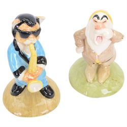 Royal Doulton figures Snow White and Seven Dwarfs, together with eight Beswick cat band figures, all with original boxes 