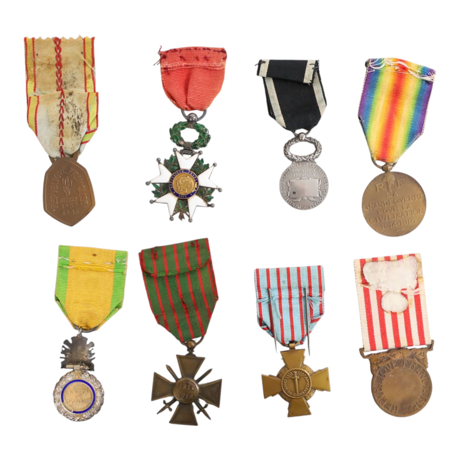 Collection of French medals, including Legion D'Honneur, Victory medal, Medaille Militaire, Croix de Guerre etc 