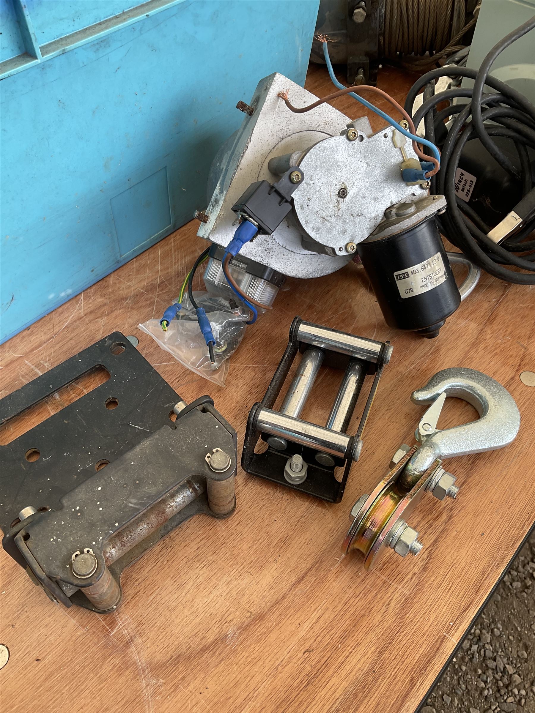 ATV Winch DA-2500 and Delta DW-1500i electric winch with accessories  - THIS LOT IS TO BE COLLECTED BY APPOINTMENT FROM DUGGLEBY STORAGE, GREAT HILL, EASTFIELD, SCARBOROUGH, YO11 3TX