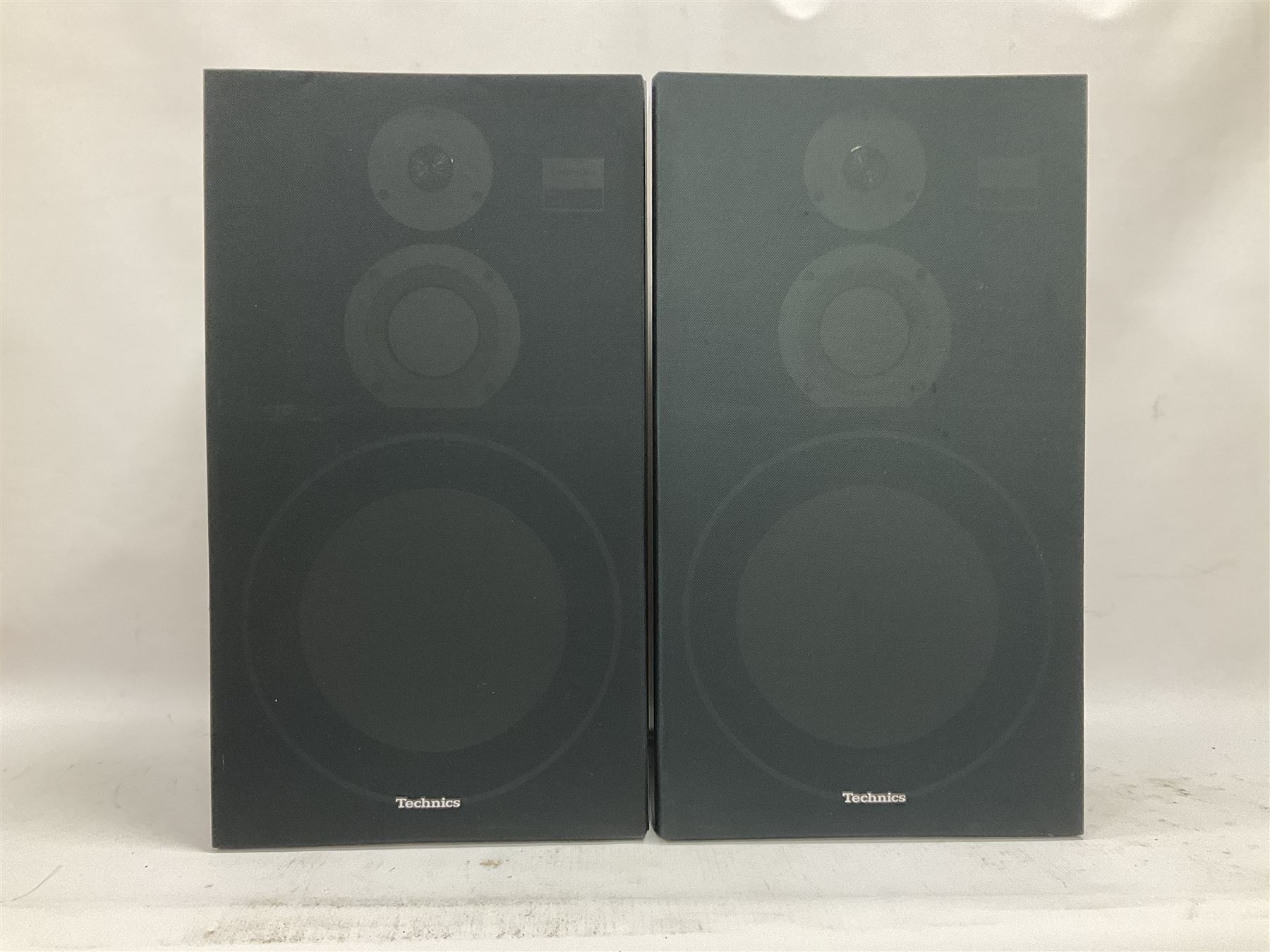 Pair of Technics SB-X700 loudspeakers