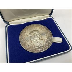 Hallmarked sterling silver commemorative medallion, 'College of Arms Quincentenary', approximately 150 grams, housed in a Royal Mint box