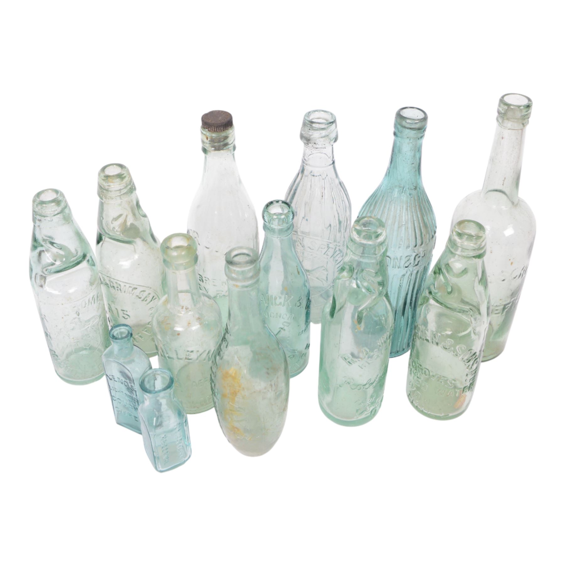 19th century glass brewery and mineral water bottles, including Allright's York, Murden's Hull, Anchor Brewery, Robinson & Speight Hull, etc