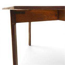 Mahogany octagonal drop lead dining table, on square supports, extends to 149cm