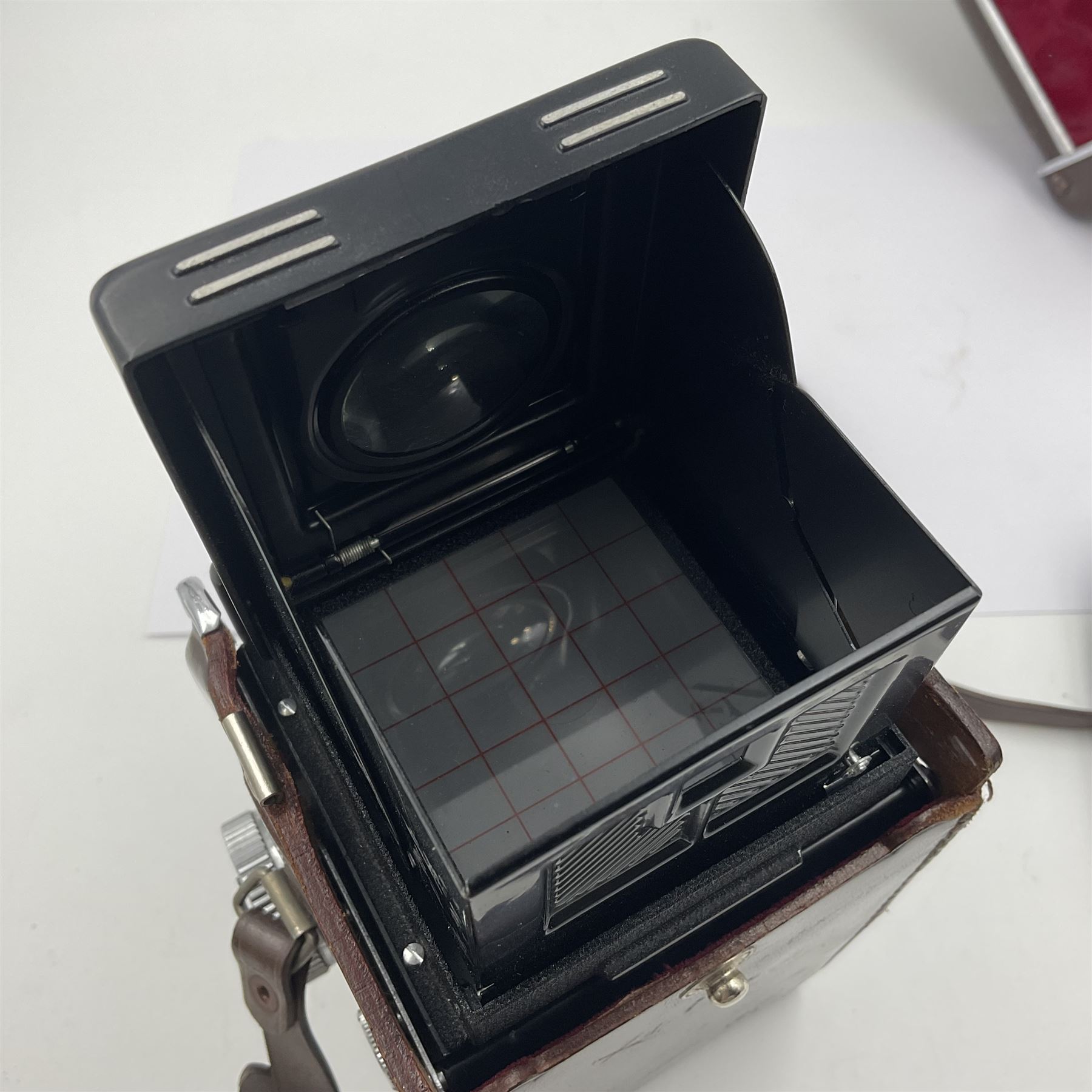 Yashica-Mat Copal MXV camera body, serial no 408717, with Yashinon 1;3.2 f=80mm' and Yashinon 1;3.5 f=80mm' lens serial no 460802, together with Yashica 635 Copal-MXV camera body serial 4080675 with Yashinon 1;3.5 f=80mm' lens serial no 229427 and 'Yashikor 1;3.5 f=80mm' lens serial no 228386