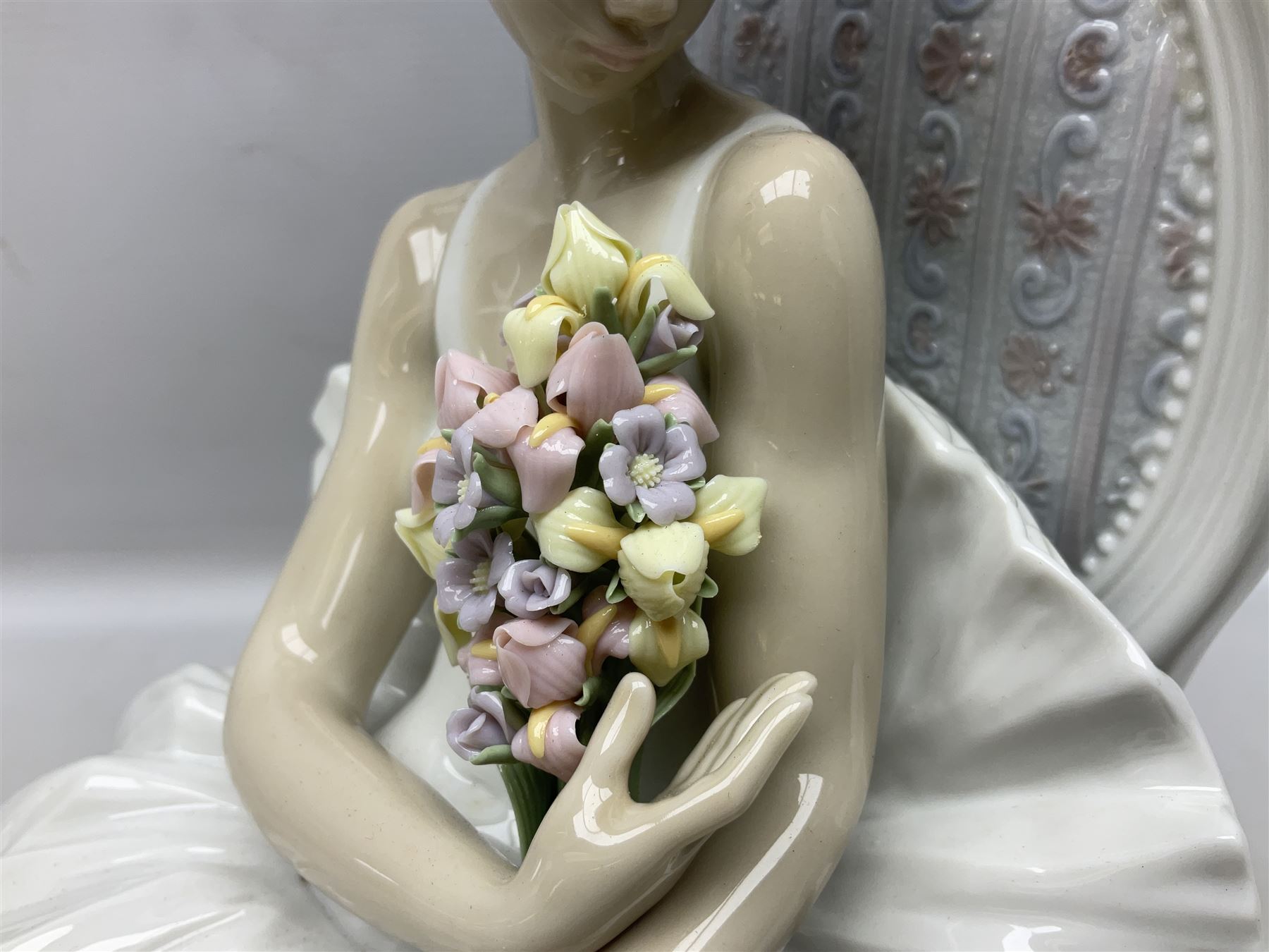 Lladro figure, Jester Serenade, modelled as a ballerina with bouquet of flowers seated before a jester playing the violin, limited edition 2541/3000, sculpted by Antonio Ramos, no 5932, with original box, year issued 1993, year retired 1994, H37cm