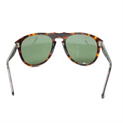 Persol tortoiseshell acetate sunglasses, handmade in Italy, with dark green lenses, signature silver-tone arrow hinges and keyhole bridge, temple interiors stamped Persol and CE marks, together with original Persol leather case