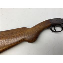 Diana Model 27 .177 air rifle with under lever action and walnut stock L108cm