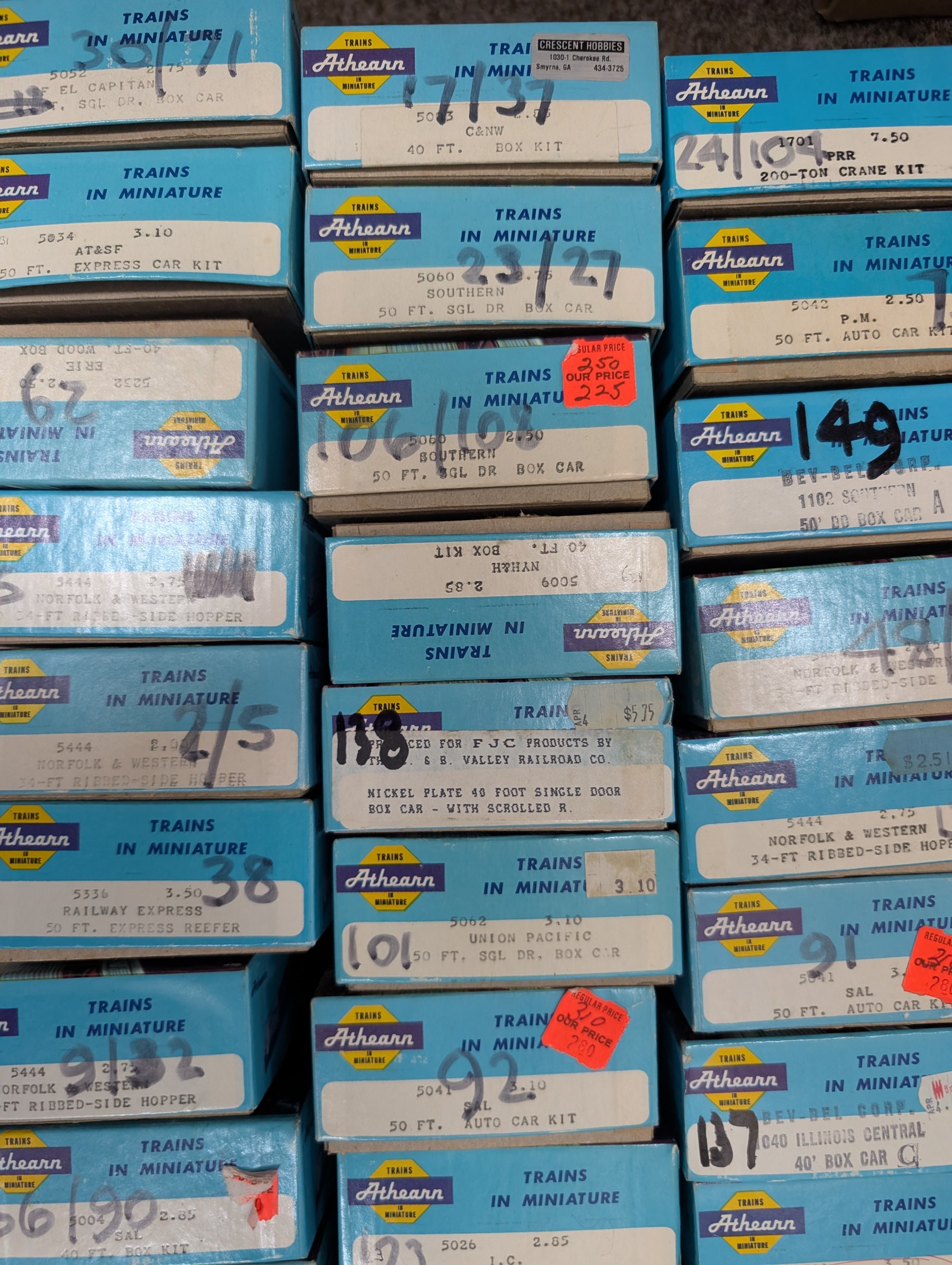 Large collection of HO scale Athearn kit built rolling stock, boxed