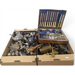 Collection of silver plate and brassware, including canteen of cutlery, horse brasses, can...