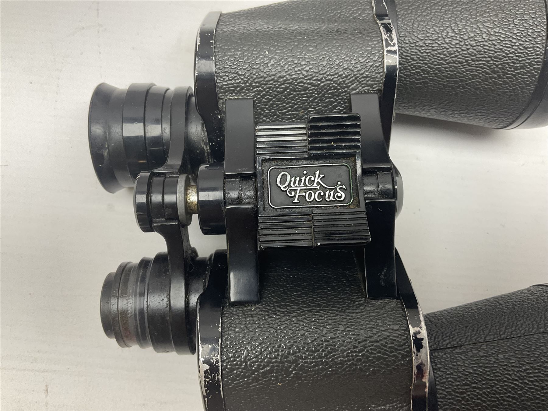 Optus Spotting scope 20-60x60, together with Wray London Wrayvu binoculars, Greenkat 10x50 binoculars and one other pair 