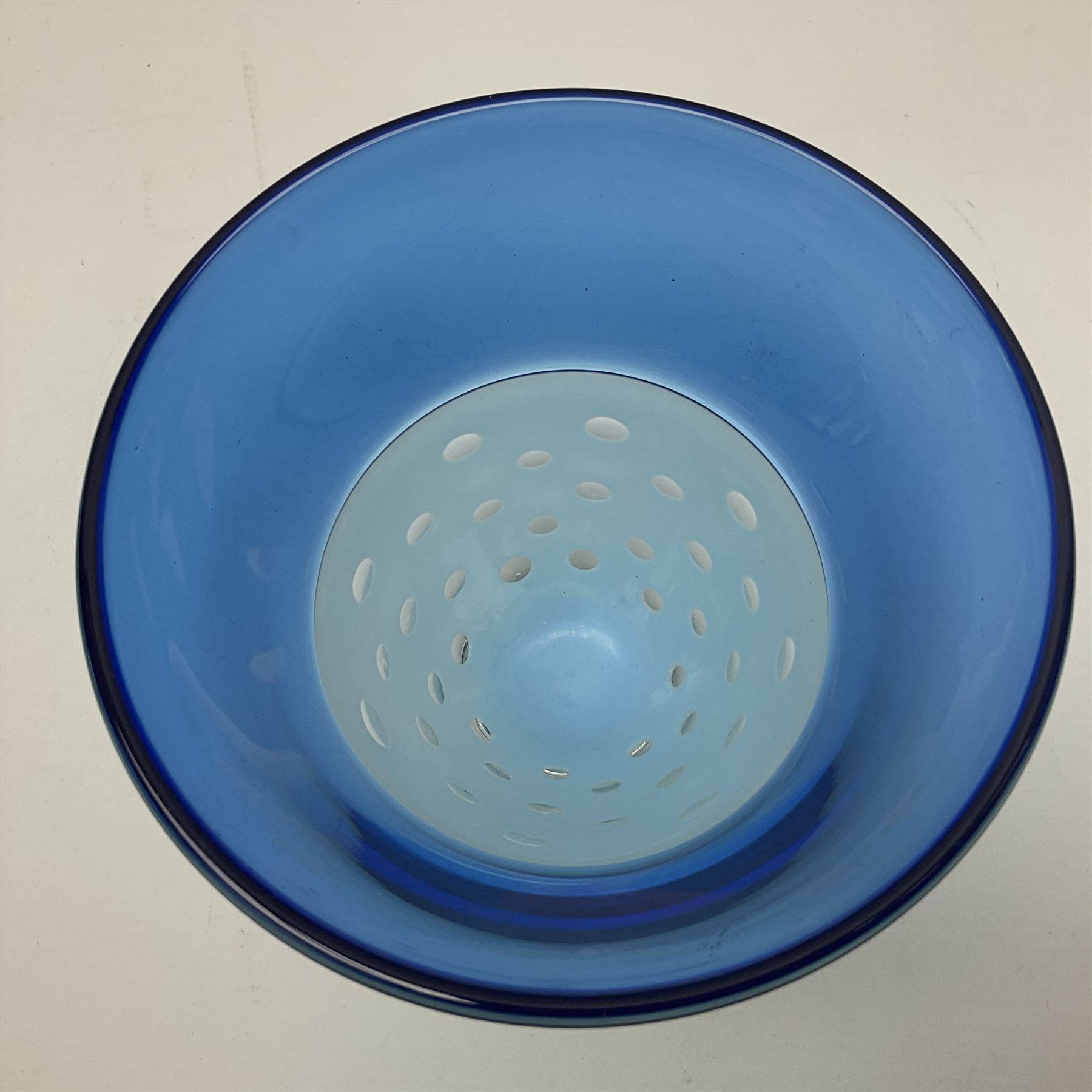 Stuart Akroyd Glass Vase, blue banded top and clear lower section with bubble inclusions, engraved signature and sticker beneath, H15cm