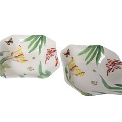 Modern Spode dinner service for twelve plates settings, decorated in the Floral Haven pattern, comprising large plates, smaller plates, dishes, side plates, and pair of serving bowls, largest plates D32cm