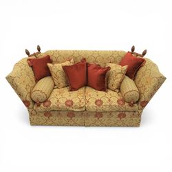 David Grundy - Medium Knoll style drop-arm settee in patterned fabric with eight associated scatter and bolster cushions